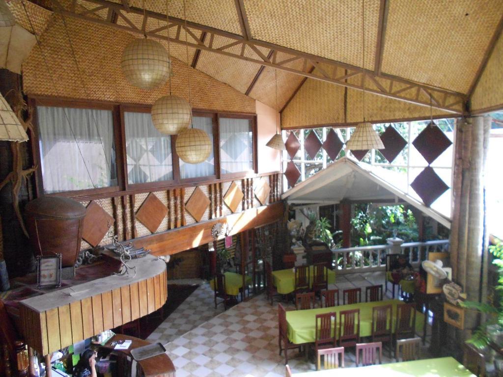 De Loro Inn And Restaurant Puerto Princesa Екстериор снимка